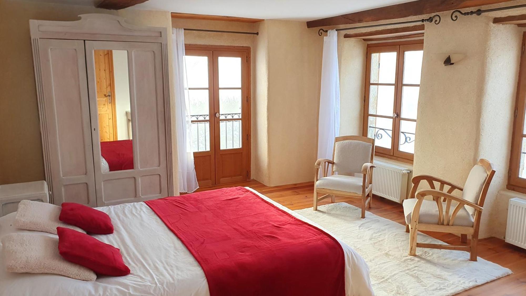 Bed and Breakfast Domaine De Montvianeix à Saint-Victor-Montvianeix Extérieur photo