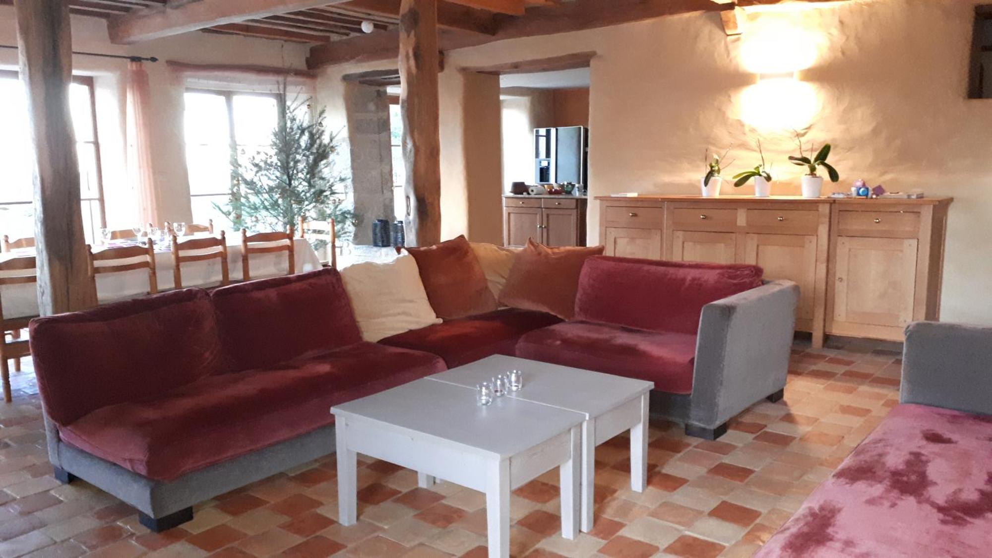 Bed and Breakfast Domaine De Montvianeix à Saint-Victor-Montvianeix Extérieur photo