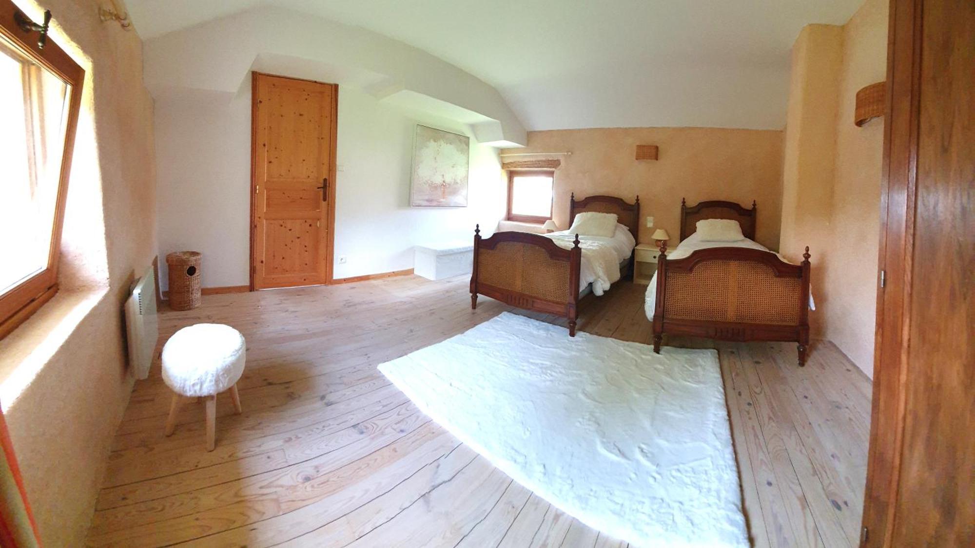 Bed and Breakfast Domaine De Montvianeix à Saint-Victor-Montvianeix Extérieur photo