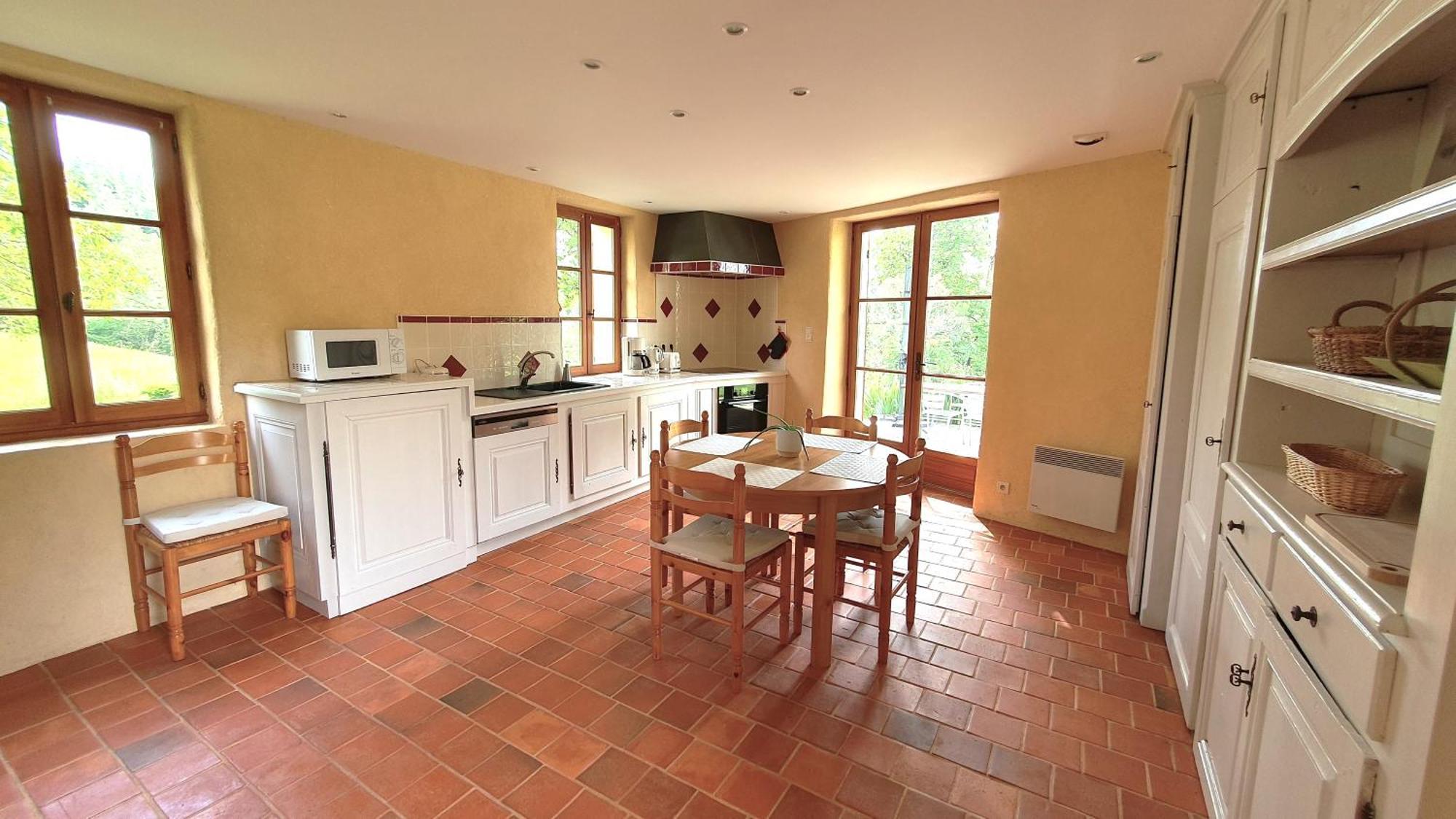 Bed and Breakfast Domaine De Montvianeix à Saint-Victor-Montvianeix Extérieur photo